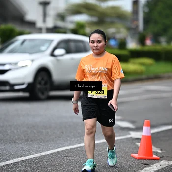 Runner Photo 8528871