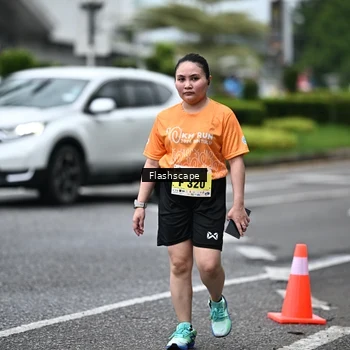Runner Photo 8528873