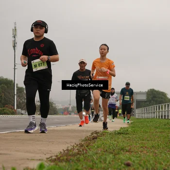 Runner Photo 8529034