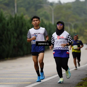 Runner Photo 8529050