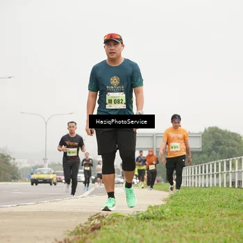 Runner Photo 8529078