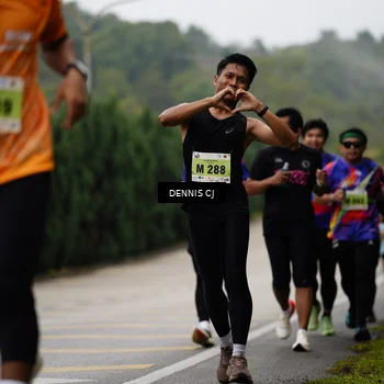 Runner Photo 8529177