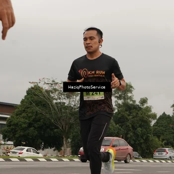 Runner Photo 8529204