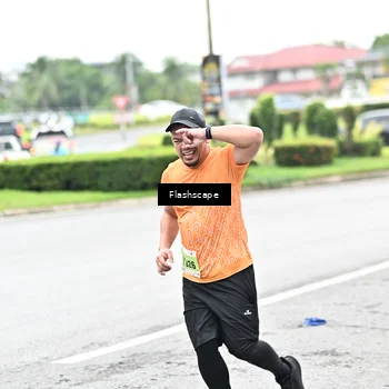 Runner Photo 8529363