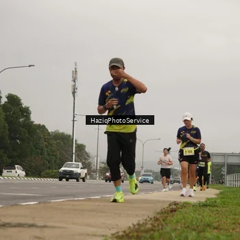 Runner Photo 8529373