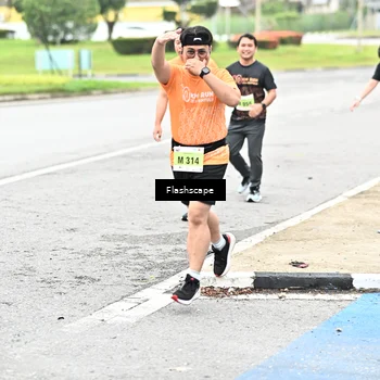 Runner Photo 8529510