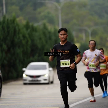 Runner Photo 8529553