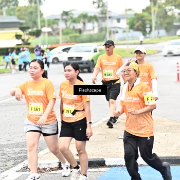 Runner Photo 8529890