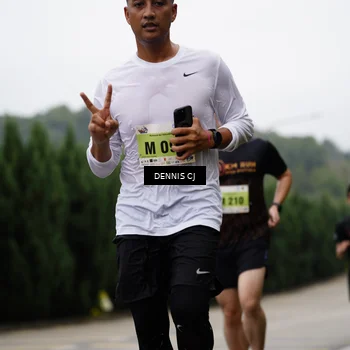 Runner Photo 8529900