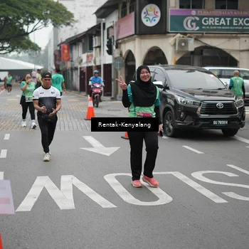 Runner Photo 8530003