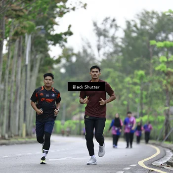 Runner Photo 8530010