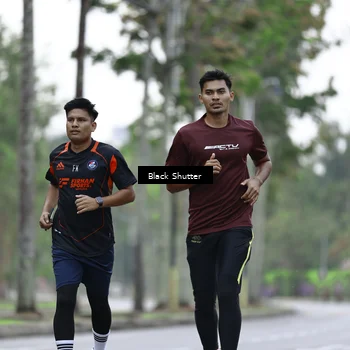 Runner Photo 8530023