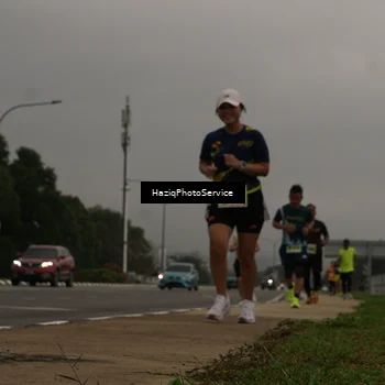 Runner Photo 8530043
