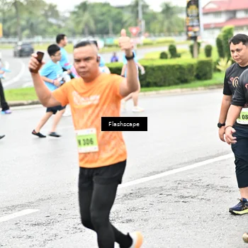 Runner Photo 8530268
