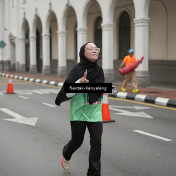 Runner Photo 8530533