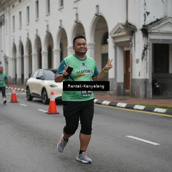 Runner Photo 8530646