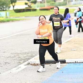 Runner Photo 8530653