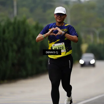 Runner Photo 8530668