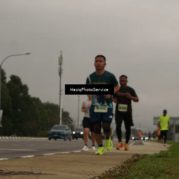 Runner Photo 8530719