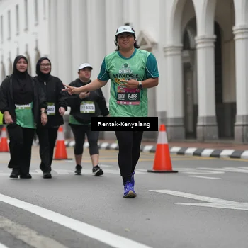 Runner Photo 8530784