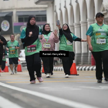 Runner Photo 8530842