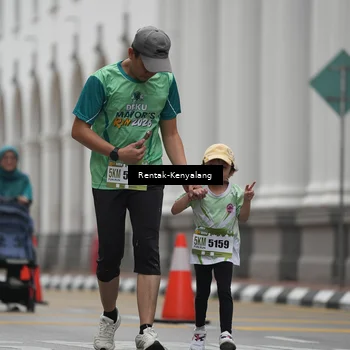 Runner Photo 8530871