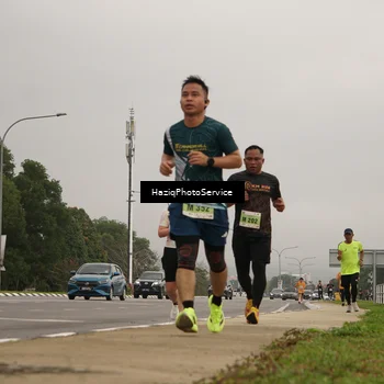 Runner Photo 8530993