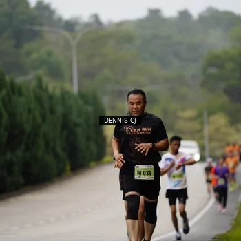 Runner Photo 8531166
