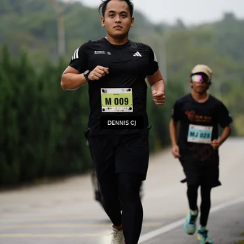 Runner Photo 8531665