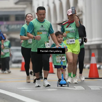 Runner Photo 8531698
