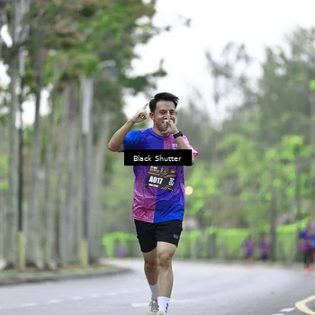 Runner Photo 8532071