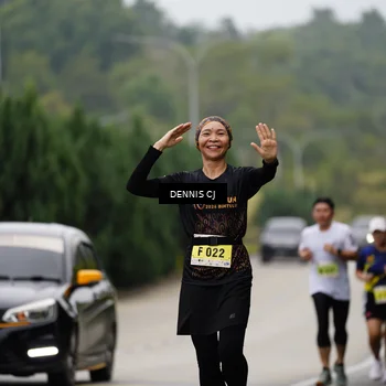 Runner Photo 8532113