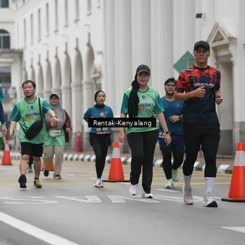 Runner Photo 8532192