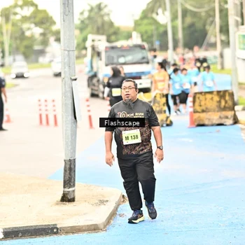 Runner Photo 8532199