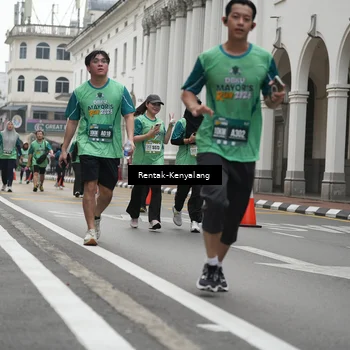 Runner Photo 8532213