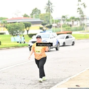 Runner Photo 8532400