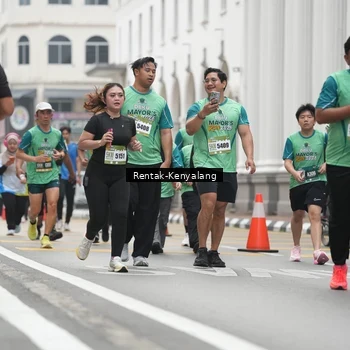 Runner Photo 8532415
