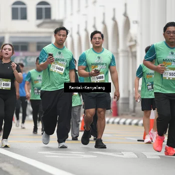 Runner Photo 8532423
