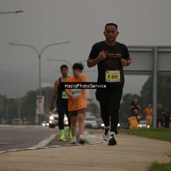 Runner Photo 8532584