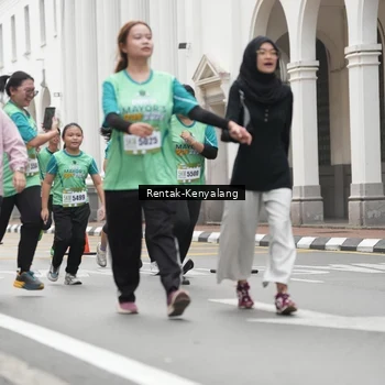 Runner Photo 8532636