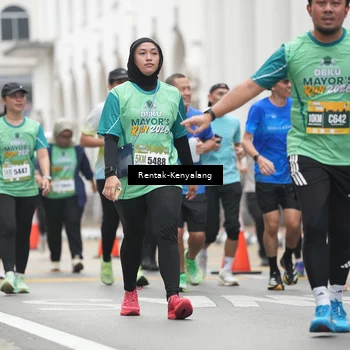 Runner Photo 8533003