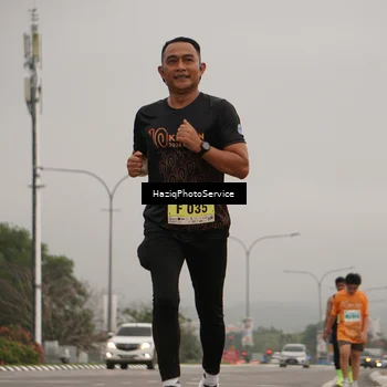 Runner Photo 8533129