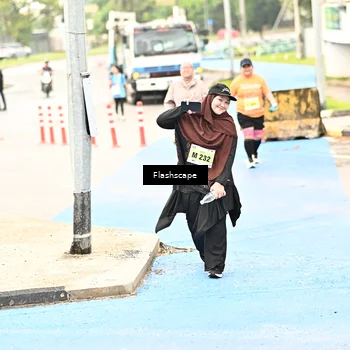 Runner Photo 8533286