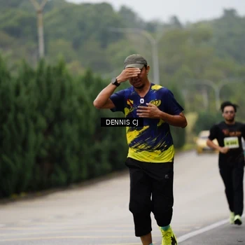 Runner Photo 8533385
