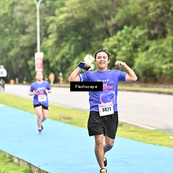 Runner Photo 8533504