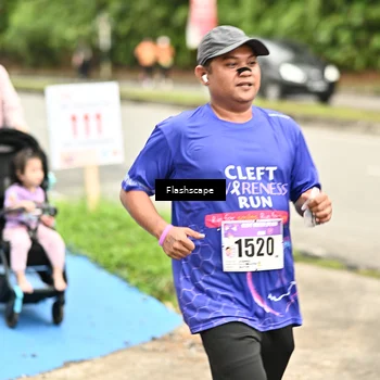 Runner Photo 8533951