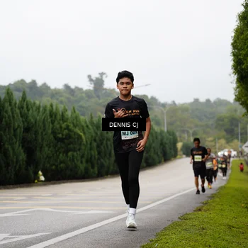 Runner Photo 8534024