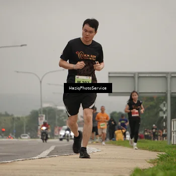 Runner Photo 8534315