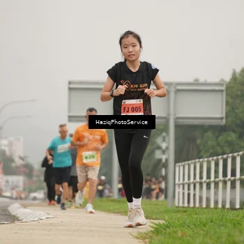 Runner Photo 8534324