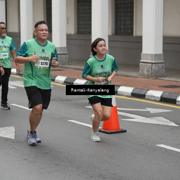 Runner Photo 8534528